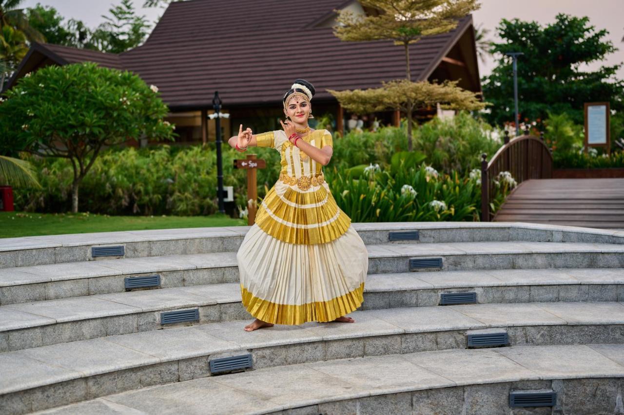Gokulam Grand Resort & Spa, Kumarakom Exteriör bild