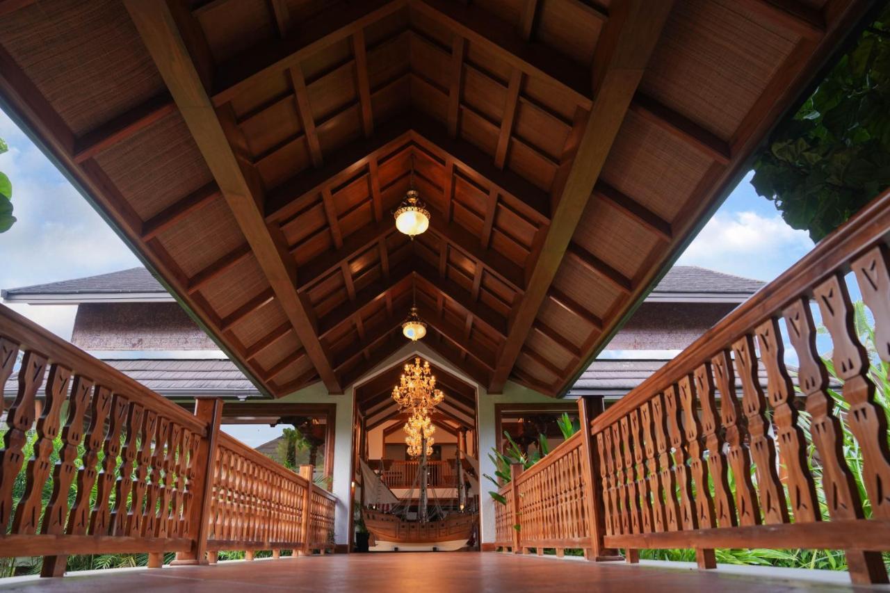 Gokulam Grand Resort & Spa, Kumarakom Exteriör bild